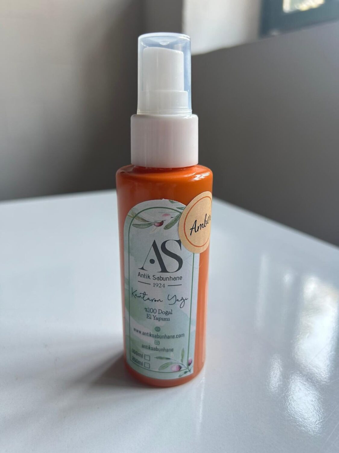 Amber Kokulu Doğal Kantaron Yağı – 100 ml | Cilt Onarıcı &amp; Nemlendirici Bakım Yağı — görsel 4